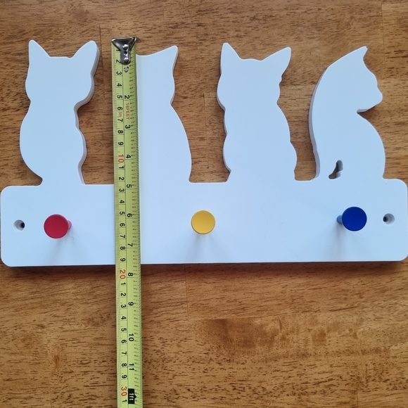 Cat Wall Mount Multi-Purpose Organizer With Pegs - Picture 4 of 8